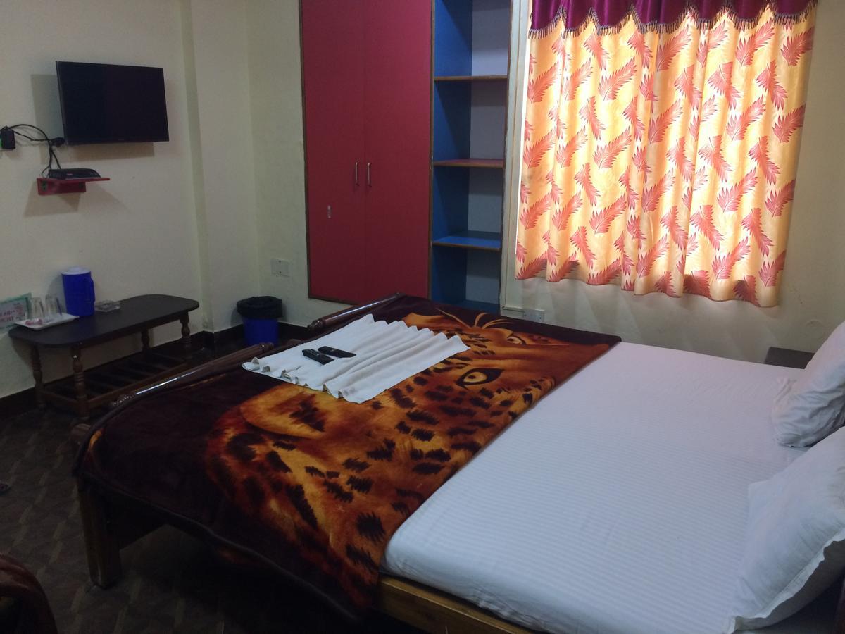 Hotel Green Land Bangalore Luaran gambar